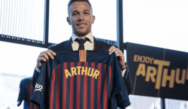 Arthur fue presentado por el Barcelona: “No soy Xavi ni Iniesta”