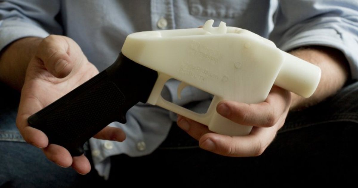 Autorizan a compañía de Texas publicar diseños de armas 3D