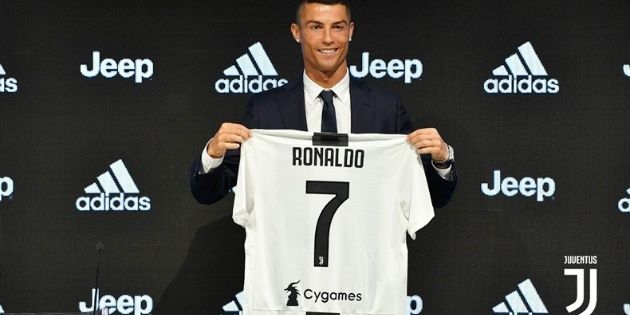 Cristiano Ronaldo llegó a Juventus: "Fue una decisión fácil, es un paso adelante en mi carrera"
