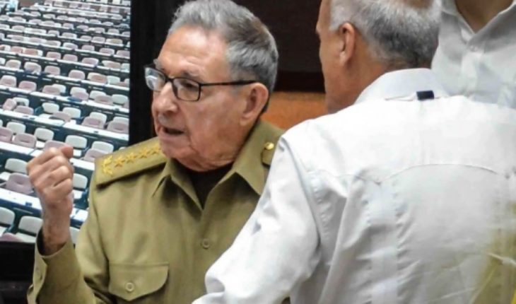 Cuba borra el término “comunismo” en su nueva Constitución