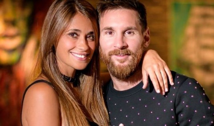 El look elegido por Lionel Messi y Antonela Roccuzzo para celebrar la boda de Cesc Fábregas