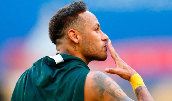 “Es un gran campeón y le ayudaremos a recuperarse”, DT del PSG sobre Neymar