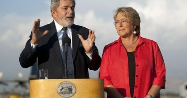 Gobierno califica de “poco prudente” eventual visita de Bachelet a Lula en Brasil