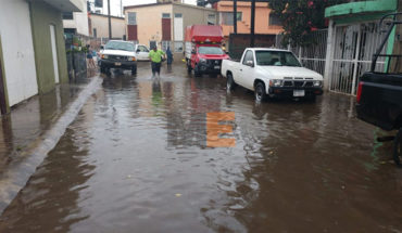 Inundación en 27 viviendas por tormenta y granizada en Los Reyes, Michoacán
