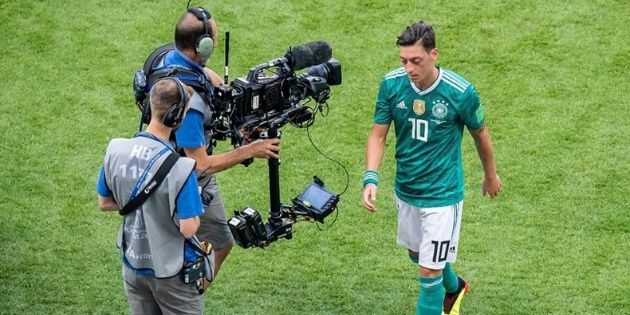 "Maltrato y racismo": Özil se retiró de la Selección de Alemania en medio de un caos