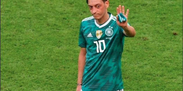 Mesut Özil renuncia a selección de Alemania tras polémica foto con Erdogan