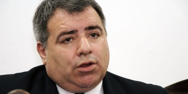 Miguel Ángel Pierri asume la defensa de uno de los falsos médicos