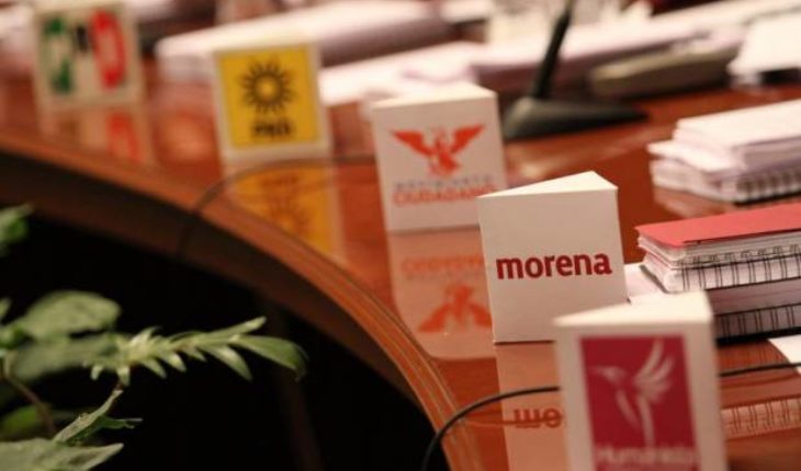 Morena presenta iniciativa para reducir dinero a partidos