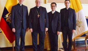 S.E. Mons. @andrescarras Coso Nuncio Apostólico d Ecuador junto al P. @PedreraJohn #ExSecretario, P. #FedericoBoni desig…