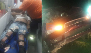 Vehículo se parte en dos en accidente automovilístico en Apatzingán; conductor resultó lesionado