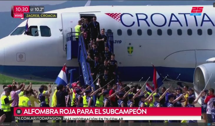 Video: Así recibieron a Croacia tras el subcampeonato