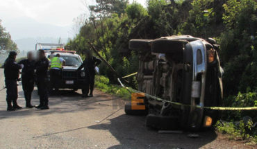 Volcadura de camioneta en Tarécuato, Michoacán, deja un muerto y tres heridos