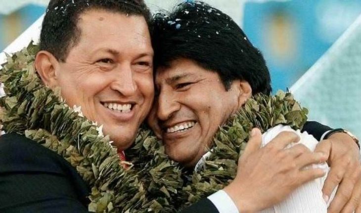 “¡Viva la Patria Grande! 
El presidente de #Bolivia, evoespueblo, dedicó una canción en homenaje a su amigo Hugo #Chávez…