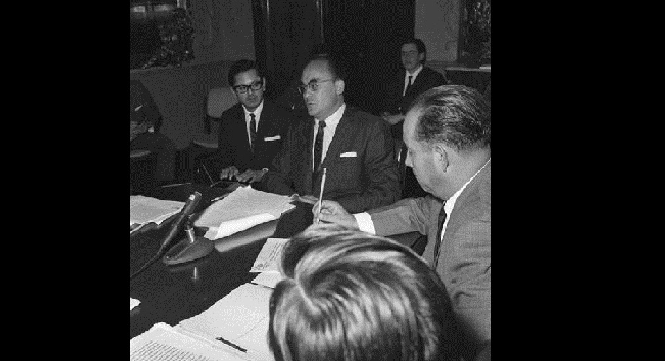 1968: El gobierno acepta dialogar