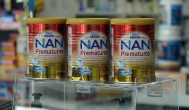Académico por Nan Prematuros: “La bacteria pudo llegar por contaminación cruzada en la elaboración o envasado del producto”