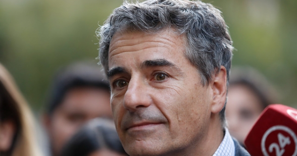 Andrés Velasco arremete contra la reforma tributaria: “Cuesta creer que sea fiscalmente neutra”