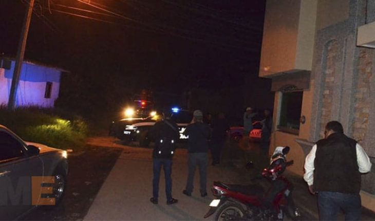 Asesinan a balazos a un automovilista en la colonia Lázaro Cárdenas, en Uruapan, Michoacán