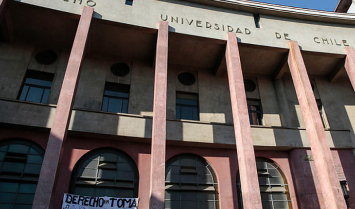 Carlos Carmona renunció a la Facultad de Derecho de la Universidad de Chile tras denuncia de acoso sexual y laboral