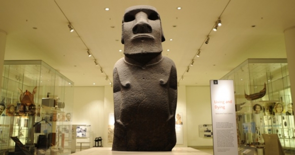 Chile espera el retorno a la Isla de Pascua del moai “perdido” en Reino Unido