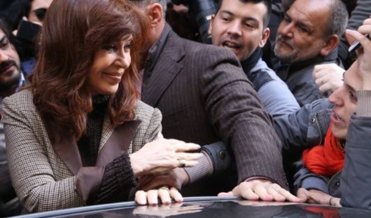 Coimas: Cristina Kirchner se presentó en Comodoro Py y entregó un escrito