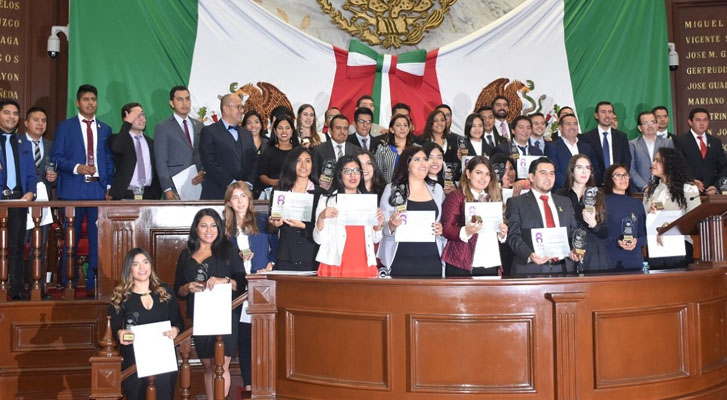 Debate de ideas en el Parlamento Juvenil Michoacán fortalece la democracia