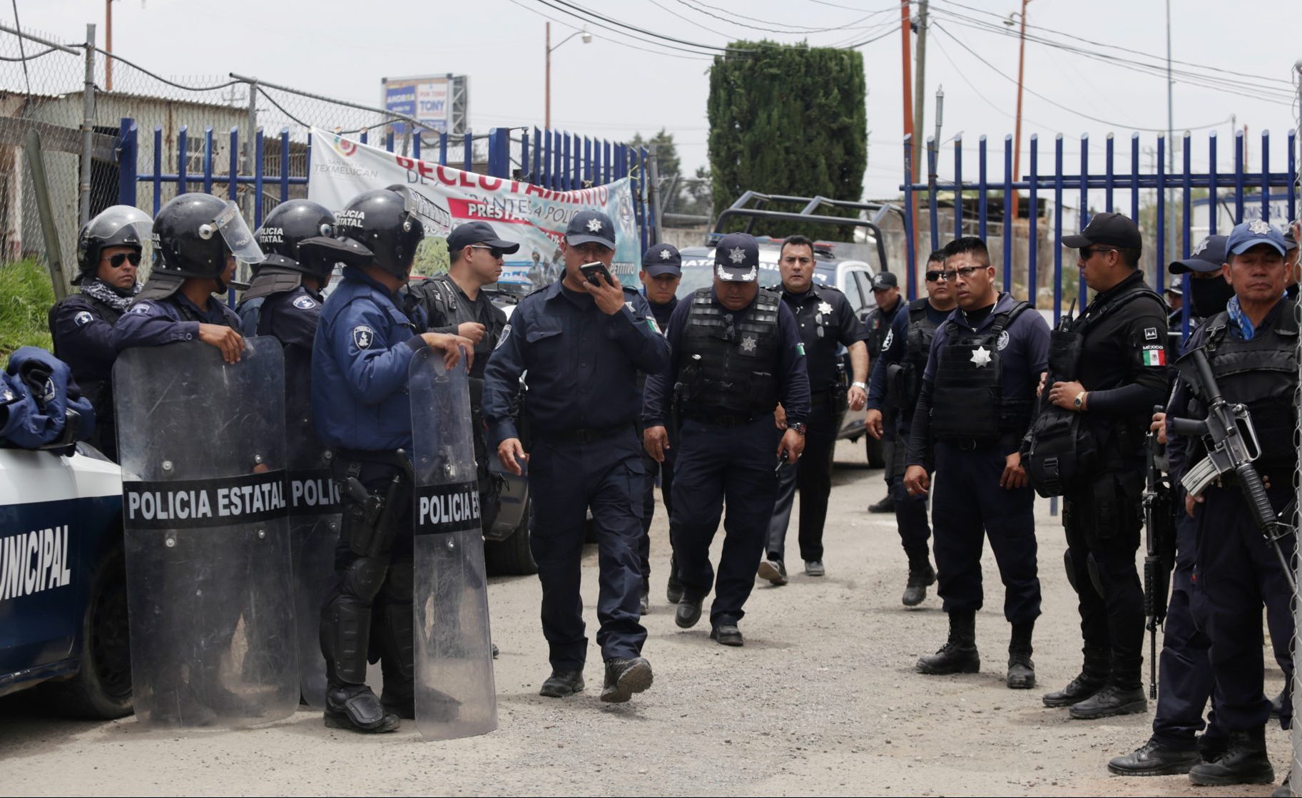 Descubren a 20 policías falsos en operativo en Puebla