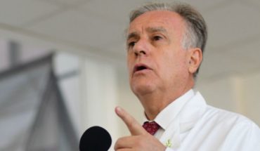 Emilio Santelices, el sobreviviente del primer cambio de gabinete de Piñera