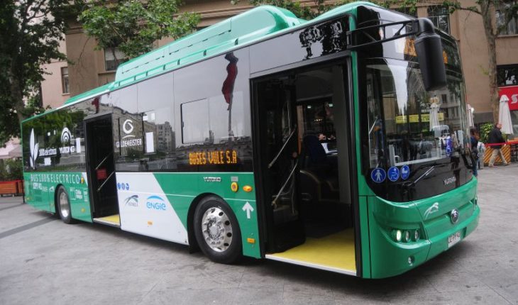 En diciembre se sumarán 100 buses eléctricos al Transantiago