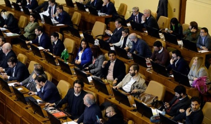 Eutanasia: postergan votación tras polémica entre parlamentarios del Frente Amplio y el oficialismo