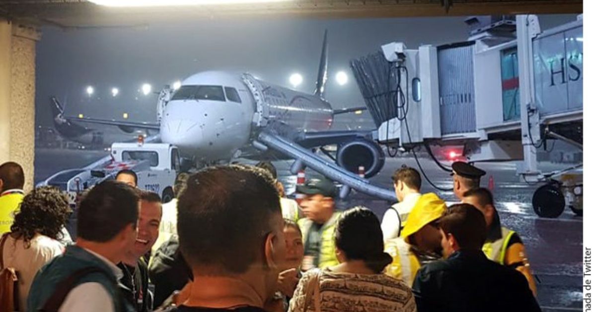 Evacuan avión de Aeroméxico en AICM