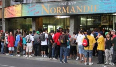 Formación cinematográfica en Cine Normandie: un programa clave para potenciar las nuevas audiencias en Chile