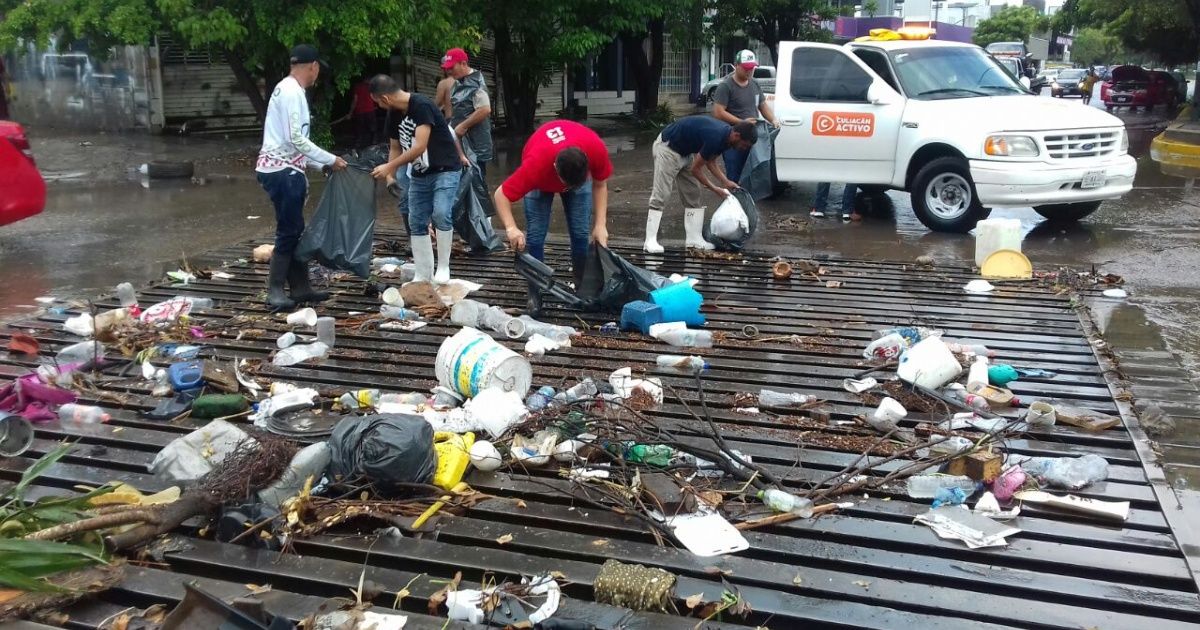 La basura motivo de inundaciones: Misael Sánchez