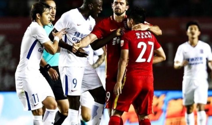 Polémica por racismo en China: un jugador discriminó al senegalés Demba Ba