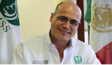 Renuncia Román Acosta a delegación del IMSS Michoacán