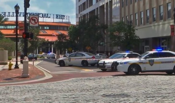 Varios muertos por tiroteo en Jacksonville