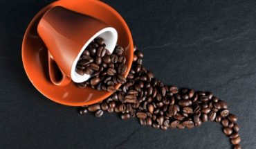 translated from Spanish: Abuse of coffee can increase blood pressure and alter the nervous system