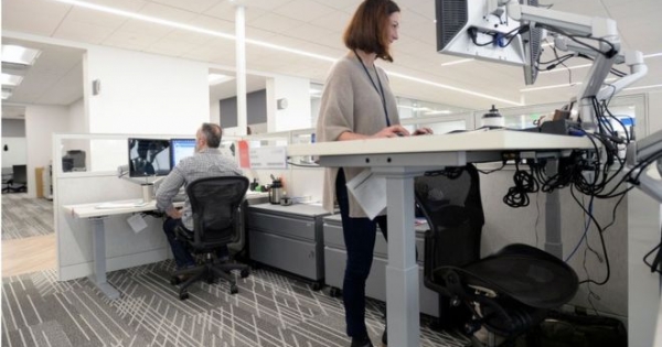 Benefits actually have desktops that let you work standing?