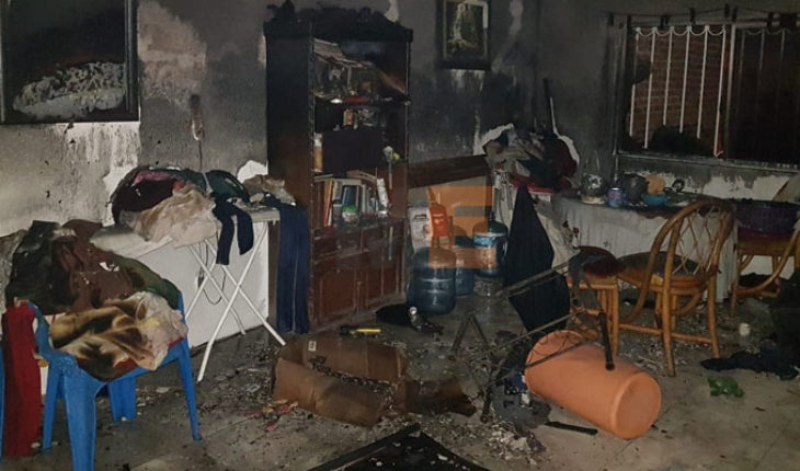translated from Spanish: Bomberos rescatan a tres moradores de un casa en llamas en Jacona, Michoacán