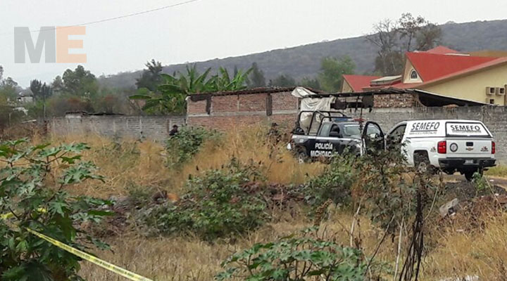 Cortador de papayas fallece y cuatro más resultan lesionados al ser golpeados por un rayo en Aquila, Michoacán