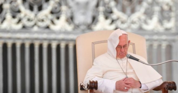 Cuáles son las dos “batallas” que enfrenta el papa Francisco en medio de una de las mayores crisis de la Iglesia católica moderna