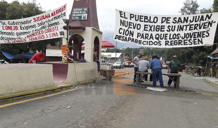 translated from Spanish: Free block in Nuevo San Juan Parangaricutiro; Mayor Jack continues