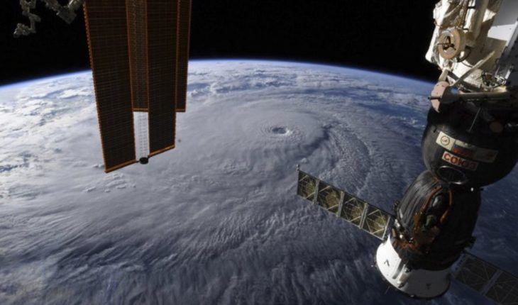 translated from Spanish: Hurricane Lane weakens but still threatens to Hawaii