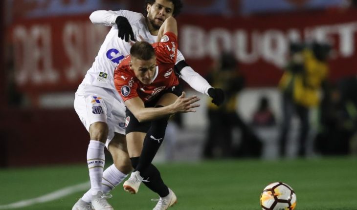 translated from Spanish: Libertadores: Conmebol sancionó a Santos y dio la victoria a Independiente por 3-0