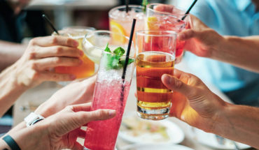 translated from Spanish: Moderate consumption of alcohol also involves health risks, according to the study