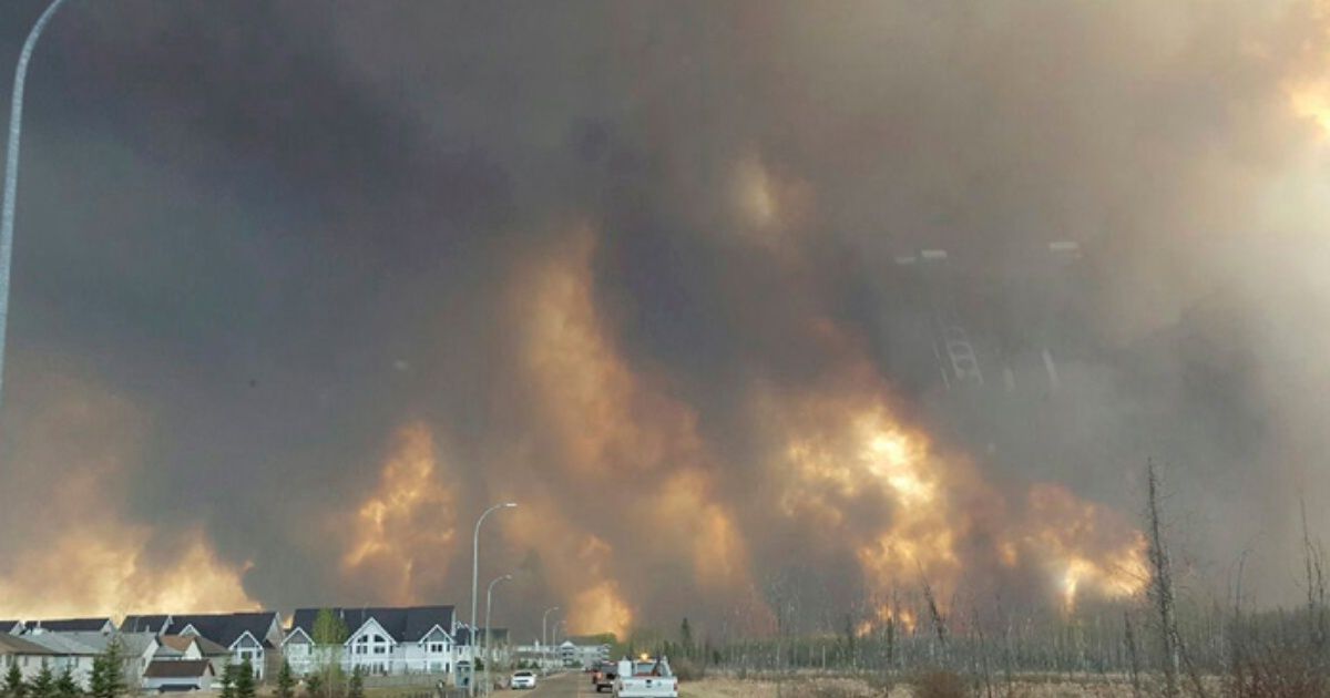 More than 1800 fire triggered a State of emergency in Canada