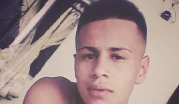 translated from Spanish: Murdered 18-year-old to try to steal the bike