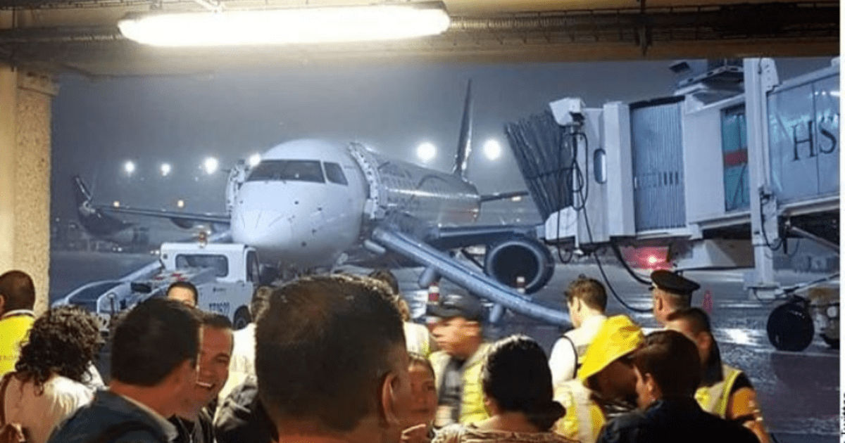 Plane with 105 passengers lands emergency in Chiapas Mexico