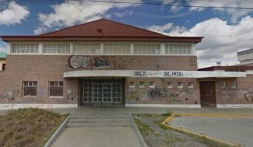 translated from Spanish: “Que las chicas no usen calzas”: Escándalo tras una denuncia de acoso en un colegio