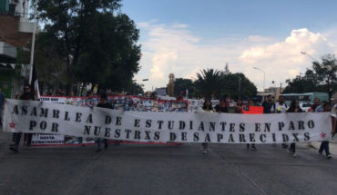 translated from Spanish: prometen madres en Jalisco por desaparecidos