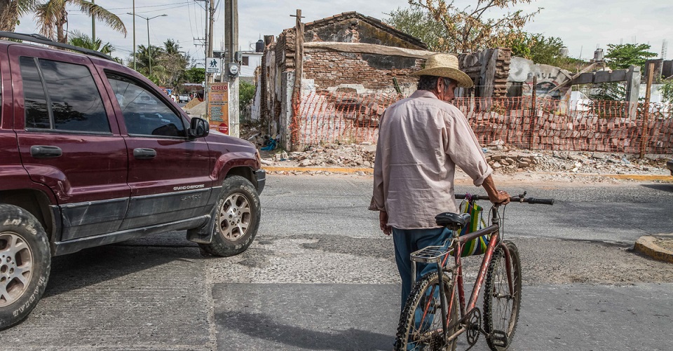 Adolescentes muestran a Juchitán en fotos tras sismo